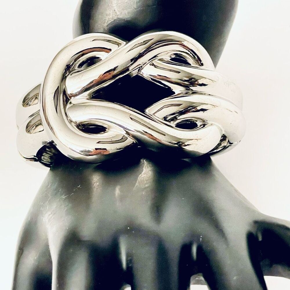 NWT Gorgeous Atterri Hinged Highly Polished Shiny Silver Bangle Bracelet Cuff